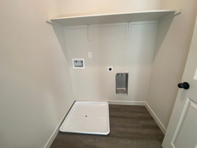 Building Photo - Newer Construction 4 Bedroom 2.5 Bath Home...
