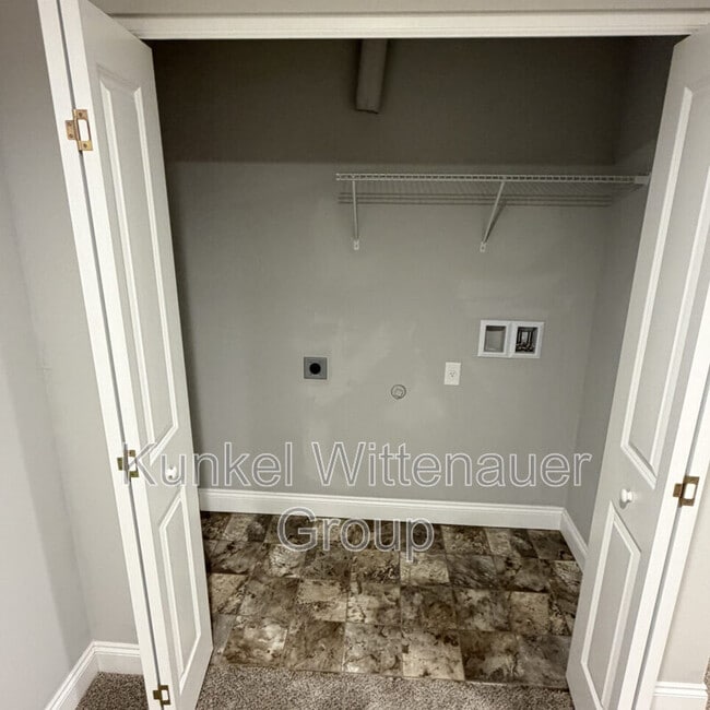 Building Photo - 8401 Allied Wy