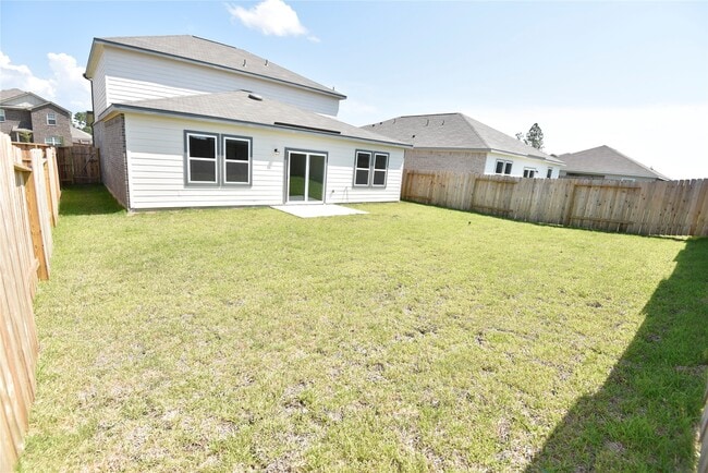 Building Photo - 21650 Cottage Ln