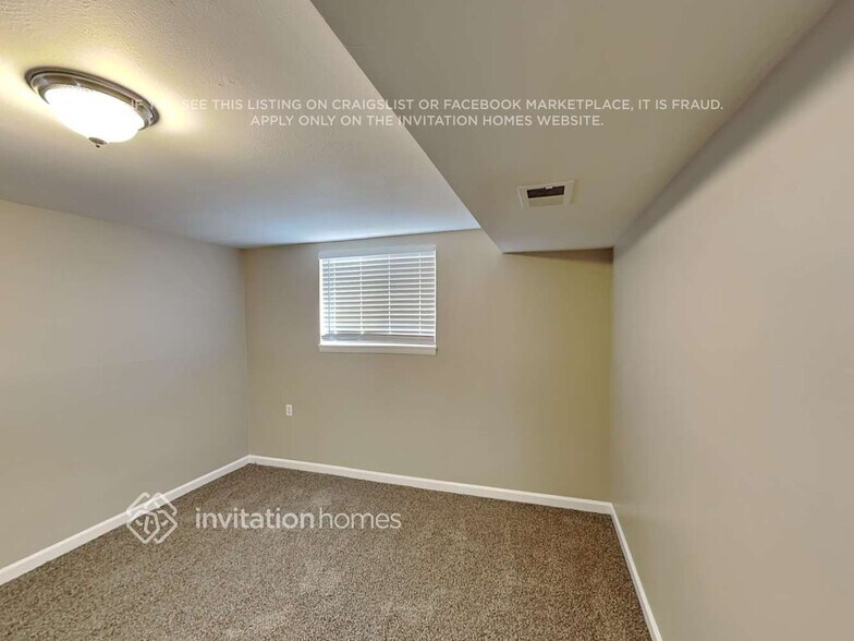 Building Photo - 3010 Abilene St