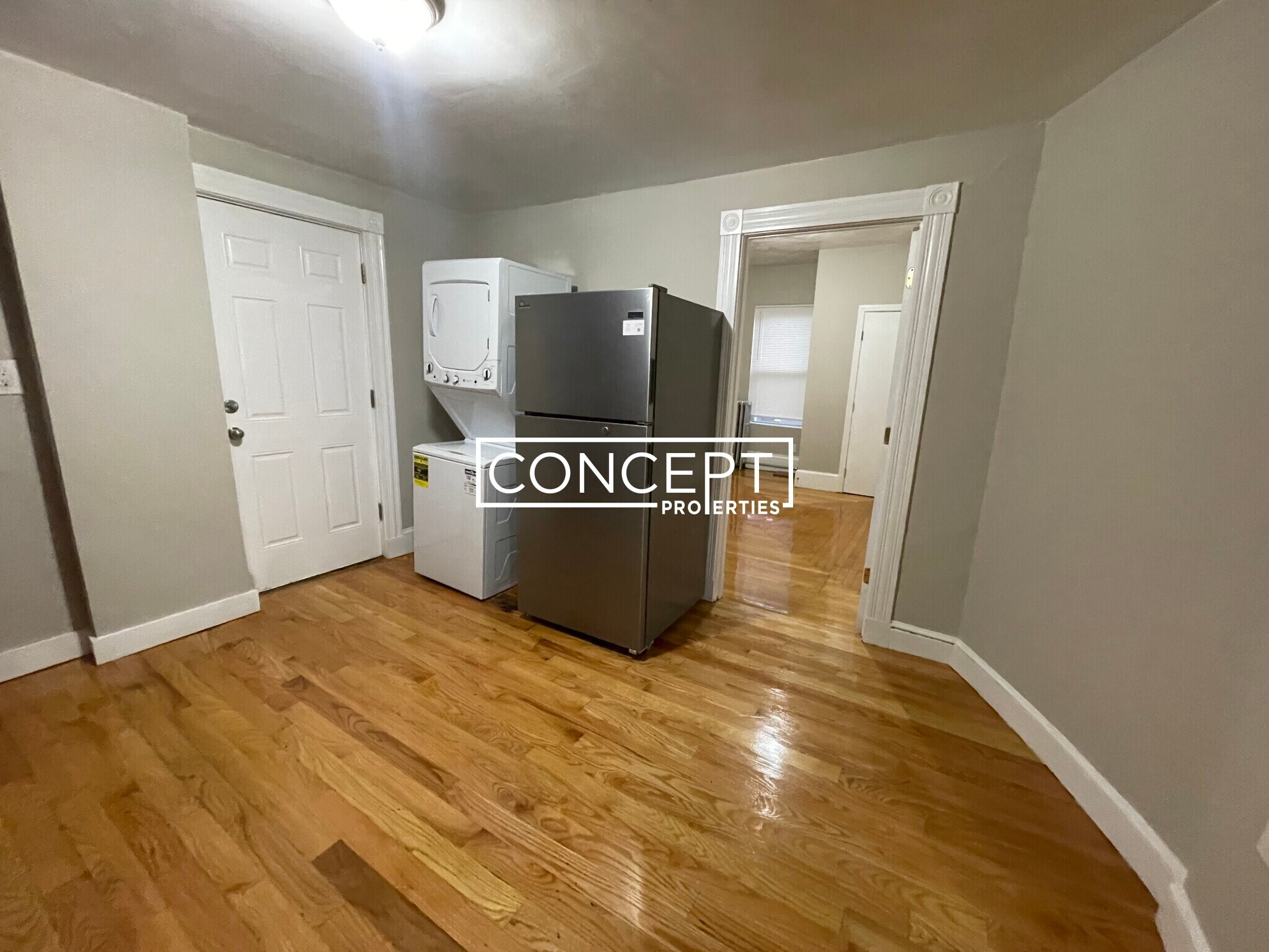 Building Photo - 33 Algonquin St