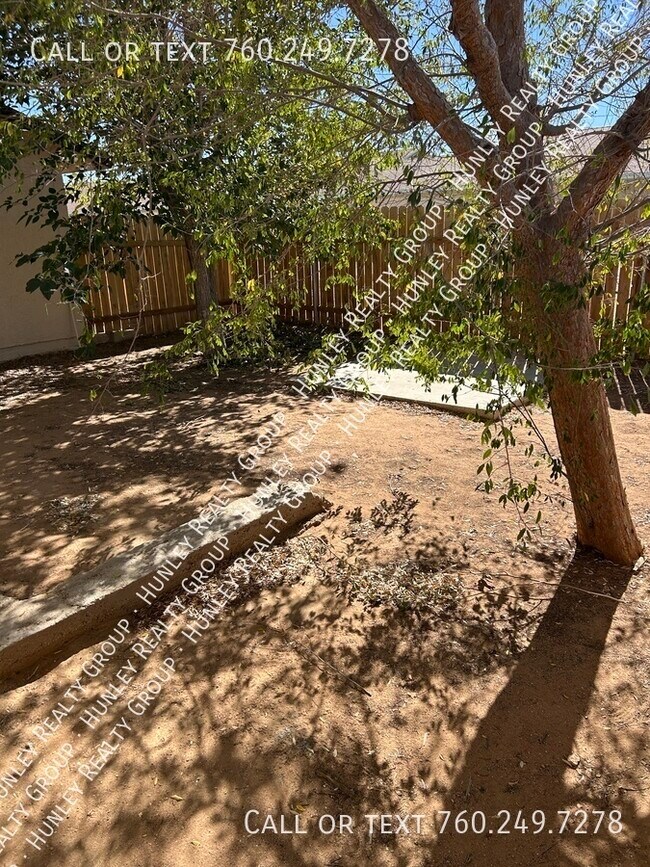 Building Photo - 13058 Mohawk Rd