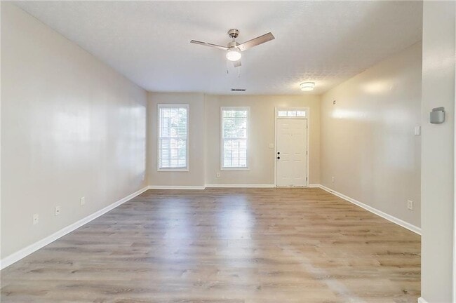 Building Photo - 2922 Greyhawk Ln