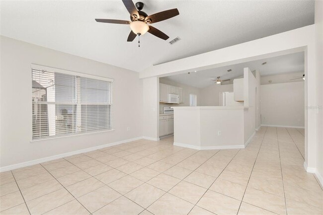 Building Photo - 624 Blake Ave