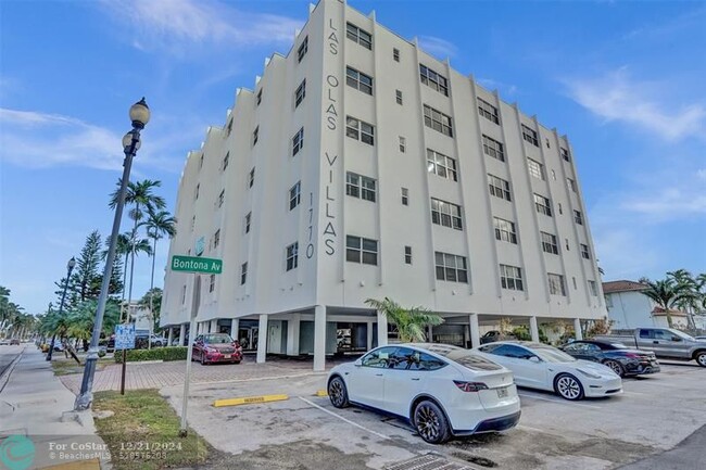 Building Photo - 1770 E Las Olas Blvd