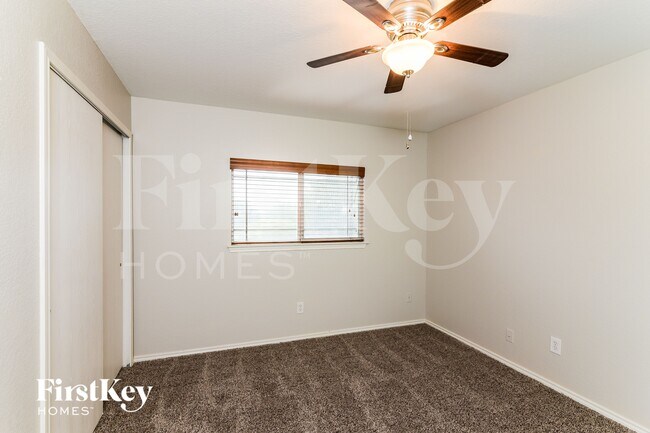 Building Photo - 7930 Brazoria Park