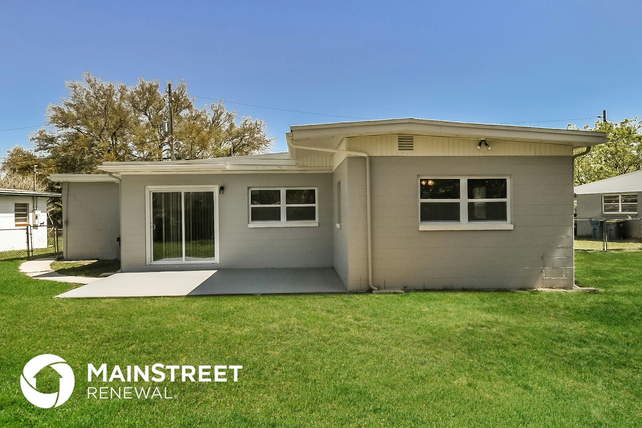 Building Photo - 10560 Citrus Ln