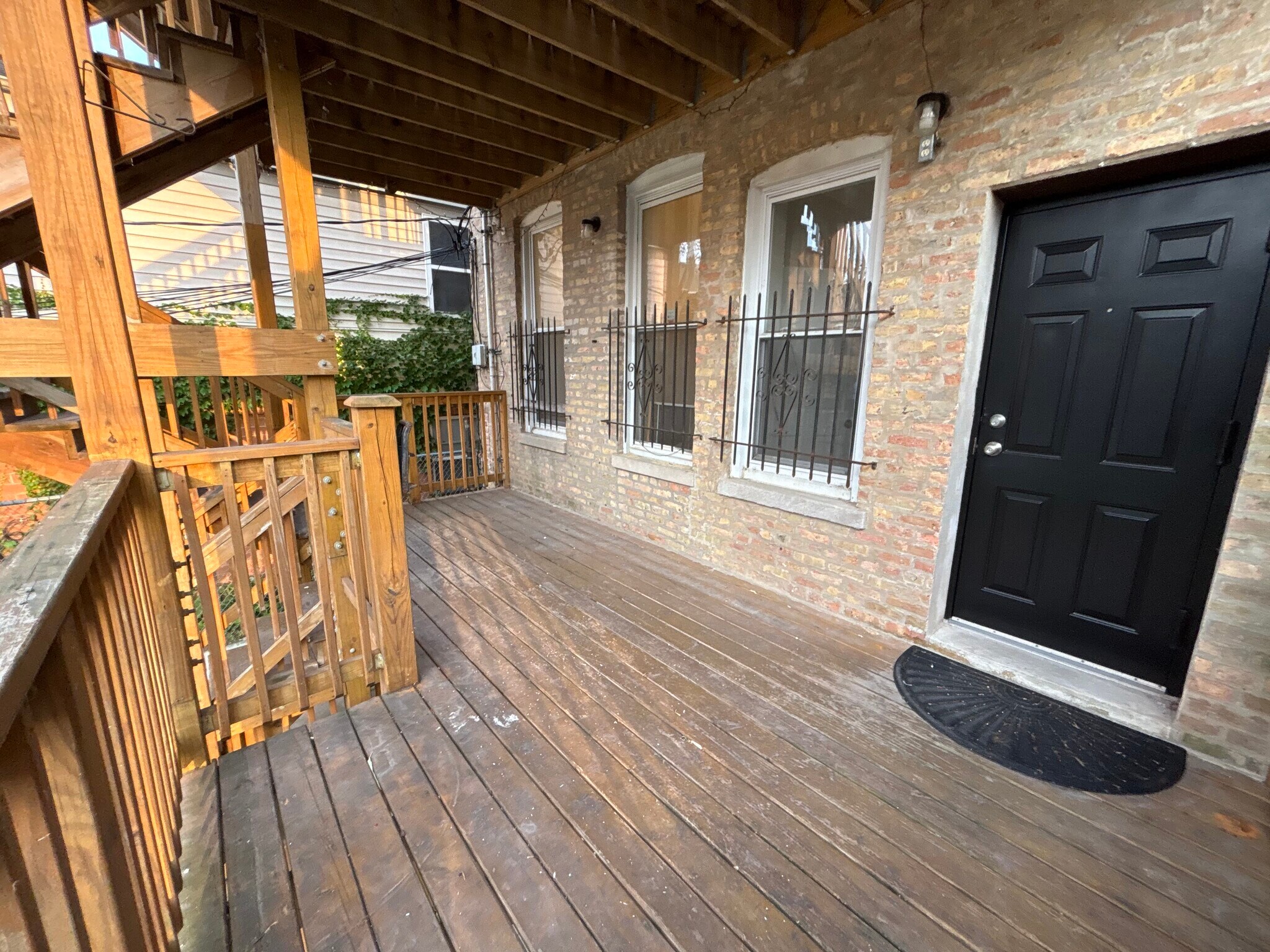 Private back deck - 2608 W Evergreen Ave