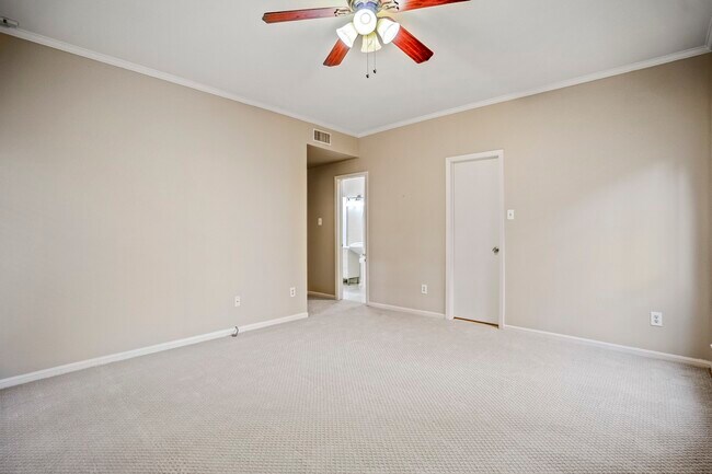 Building Photo - 2001 Bering Dr