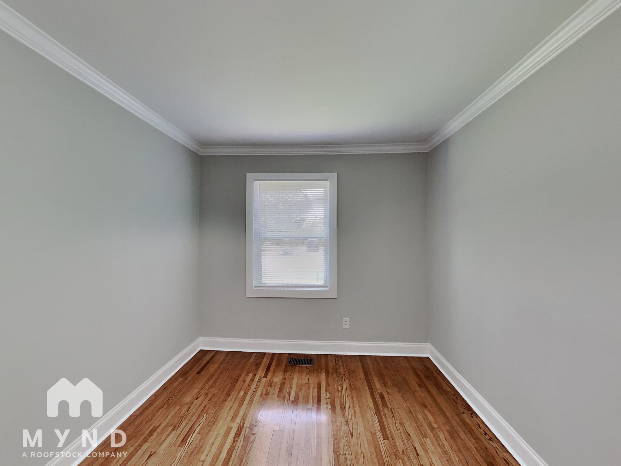 Building Photo - 1609 Rushing St