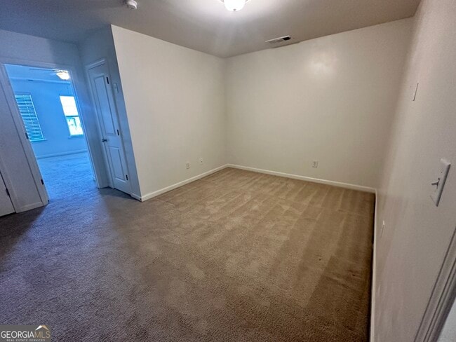 Building Photo - 882 Ambient Way