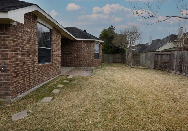 Building Photo - 21110 Dover Park Ln
