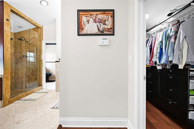 Building Photo - Southwest 111th Terrace, Miami, FL 33176 -...