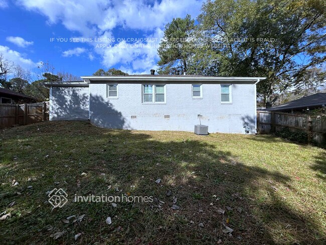 Building Photo - 2553 Habersham Dr