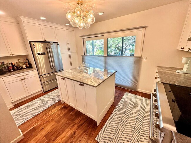 Building Photo - 1445 Landings Cir