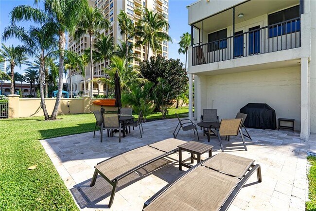 Building Photo - 97 Sunset Dr