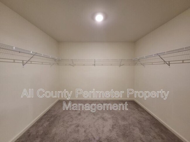 Building Photo - 212 Cottontail Ln