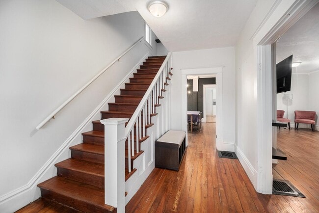 Building Photo - 3274 Briggs Blvd NE