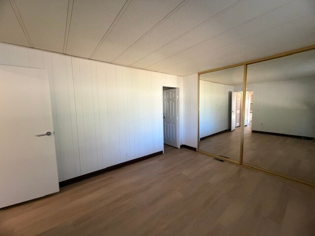 Building Photo - 50381 Rd 426