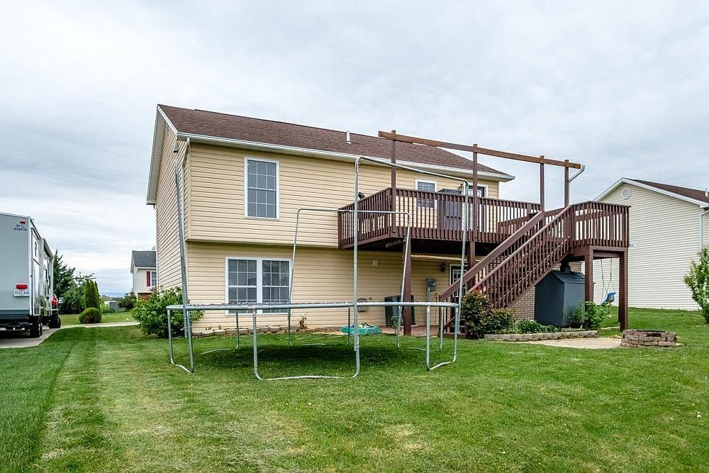 Building Photo - 1380 Stonechris Dr