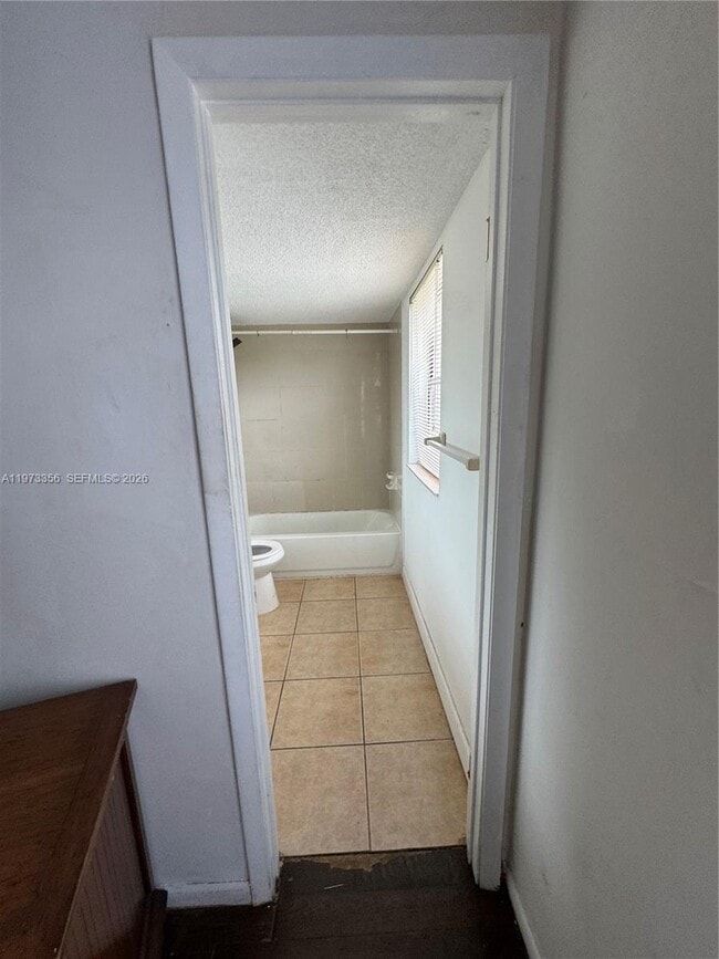 Building Photo - 8750 Royal Palm Blvd