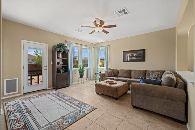 Building Photo - 304 Quarry Ln