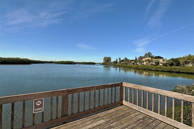 Building Photo - 1633 Boathouse Cir