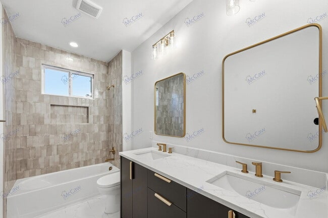 Building Photo - 5633 Side Ave