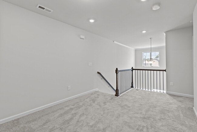 Building Photo - 1105 Red Wing Dr