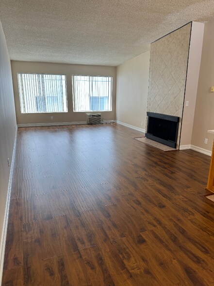 Building Photo - 1800 Camden Ave