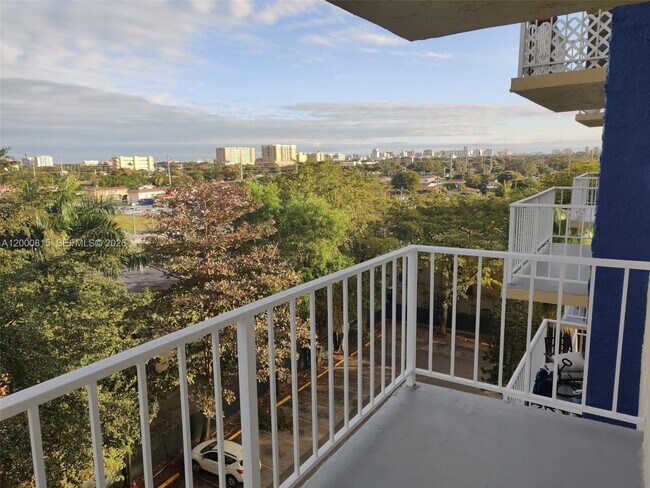 Building Photo - 4550 NW 9th St