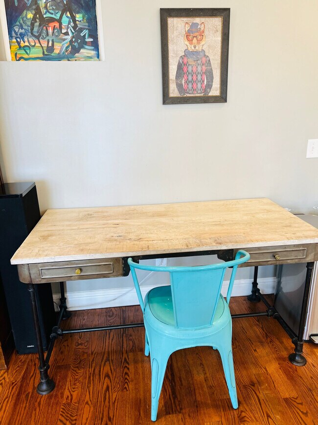 Building Photo - 3209 W Fairview Pl