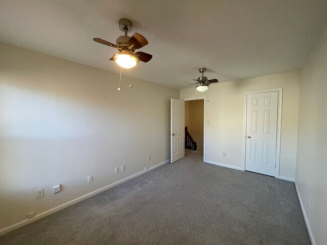 Building Photo - Kempsville Lake