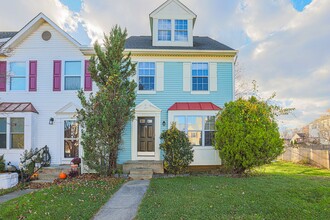 Building Photo - 3342 Garrison Cir