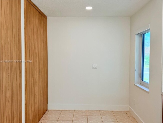 Building Photo - 17322 SW 149th Ct