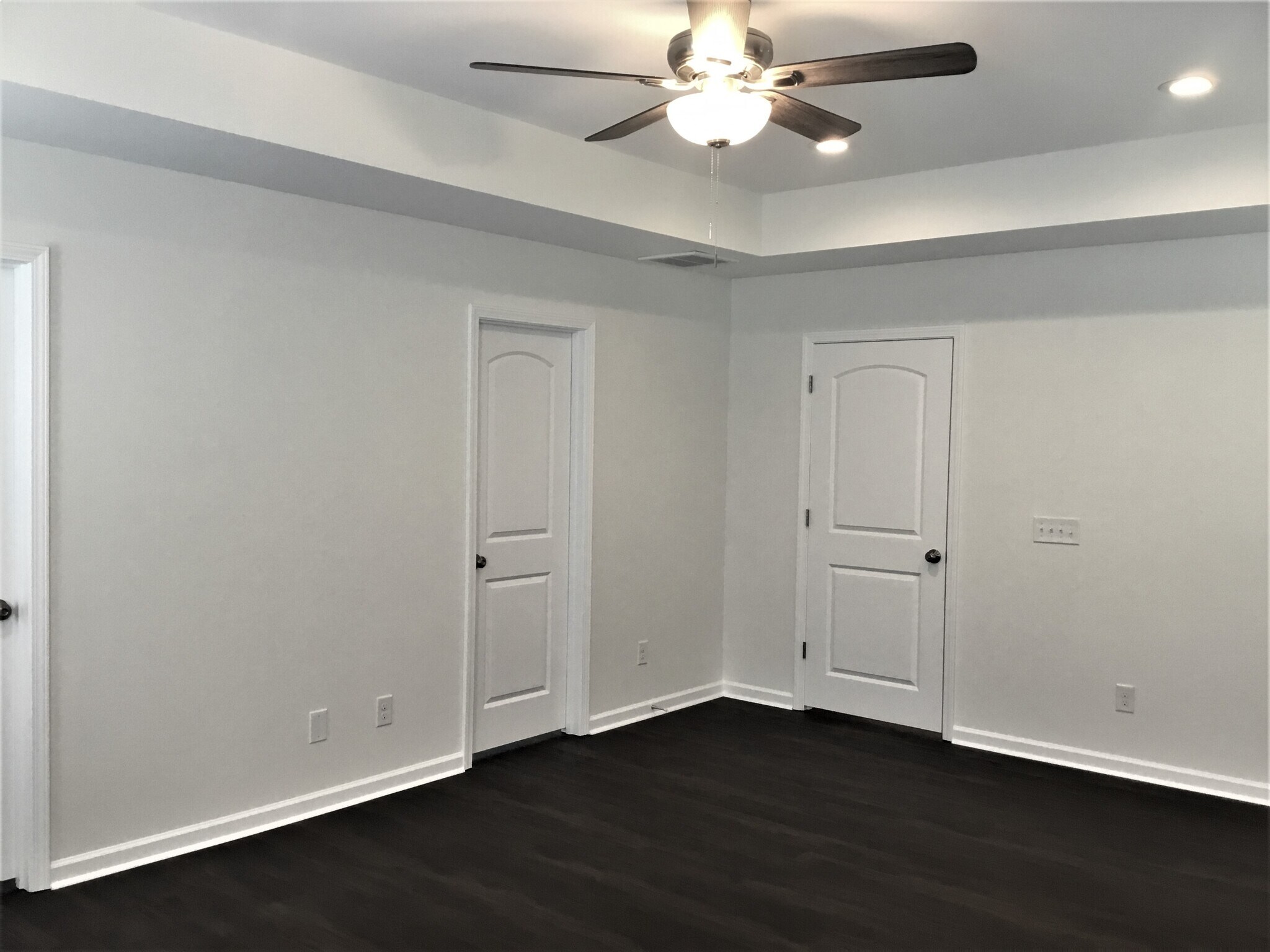 Building Photo - 95 Gentry Way