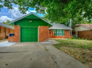 Building Photo - 225 NW 80th St