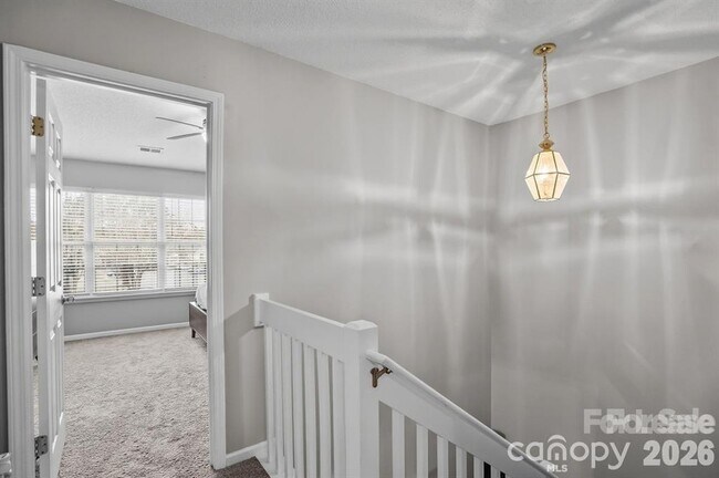 Building Photo - 12350 Hennigan Pl Ln