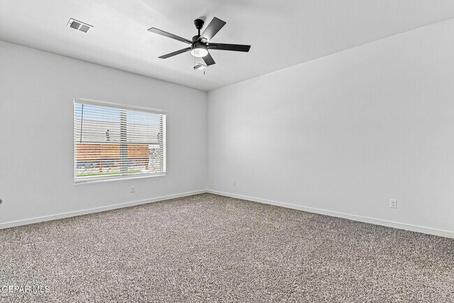 Building Photo - 13909 Paseo Perlas Dr