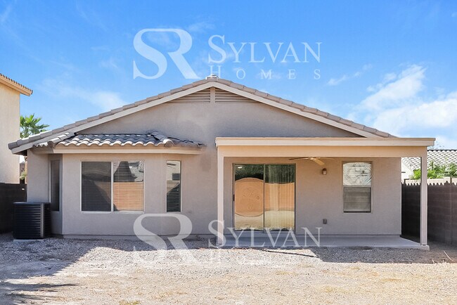 Building Photo - Lease today! No extra charge for contentment and relaxation!