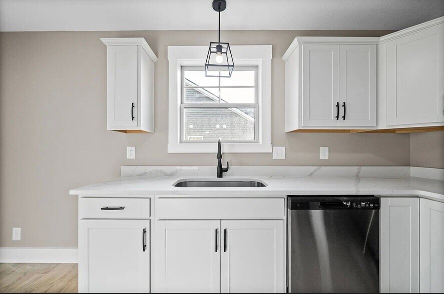 Building Photo - 340 Cardinal Creek Dr