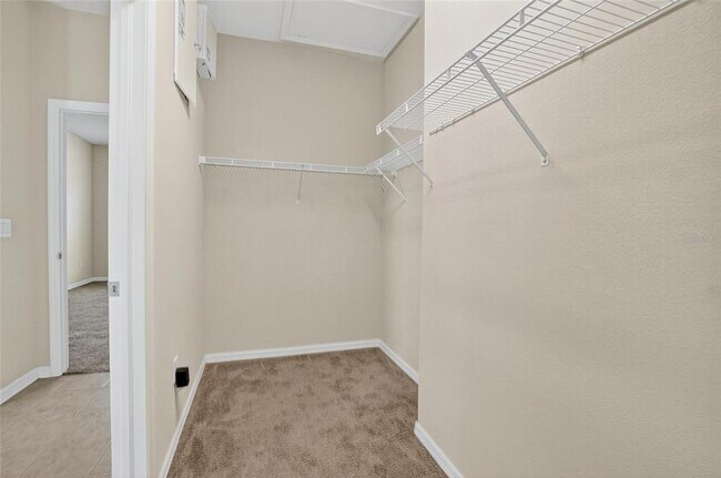 Building Photo - 15810 Starling Water Dr