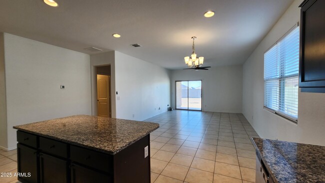 Building Photo - 41932 W Manderas Ln