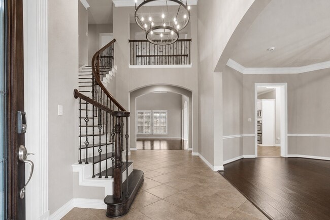 Building Photo - 2822 Taylorcrest