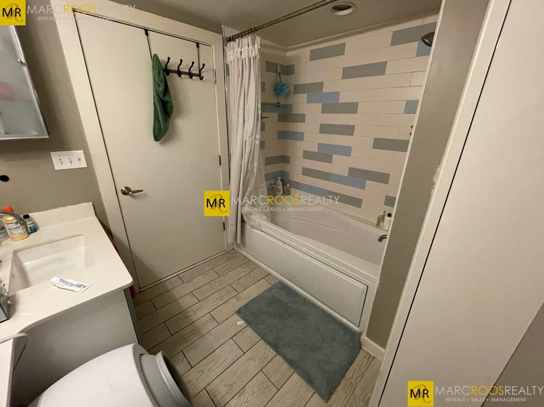 Building Photo - 255 Northampton St