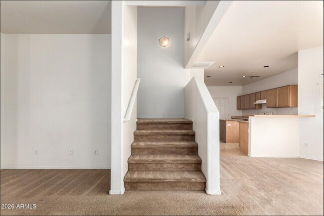 Building Photo - 513 W Beautiful Ln