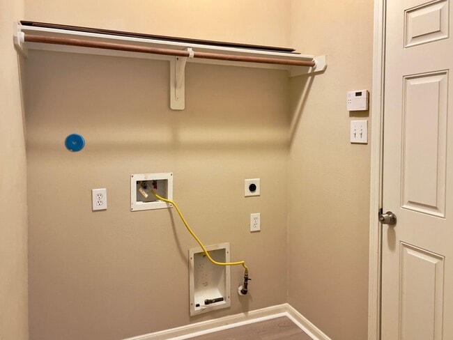 Building Photo - 719 Pickett Hill Ln