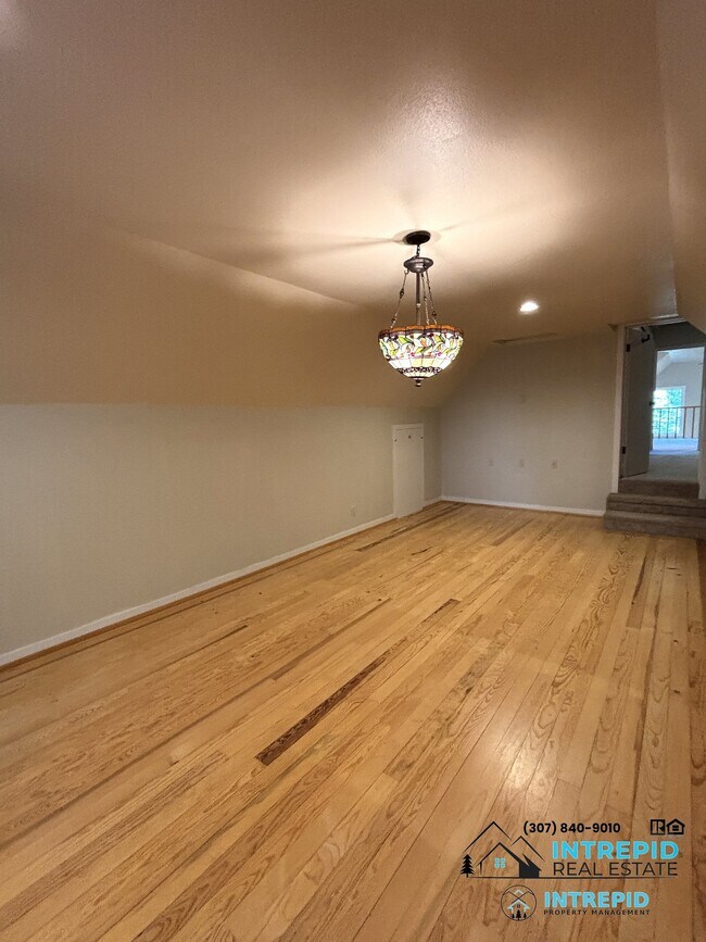 Building Photo - 116 Buckaroo Cir