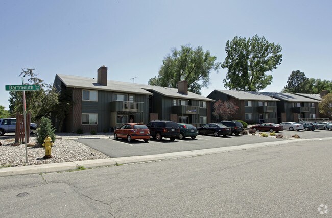 Building Photo - 133 Dartmouth Trl