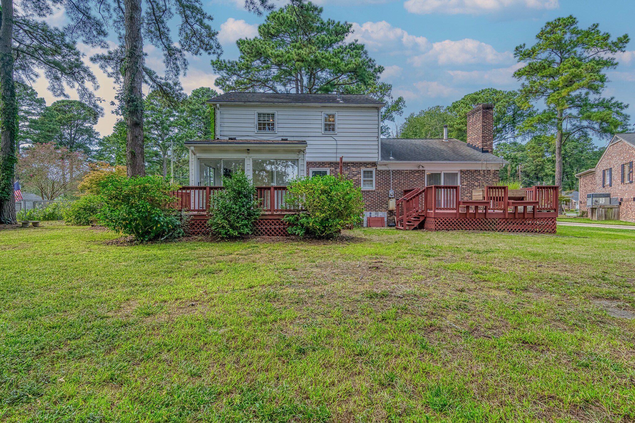 Building Photo - 21 Bayview Dr